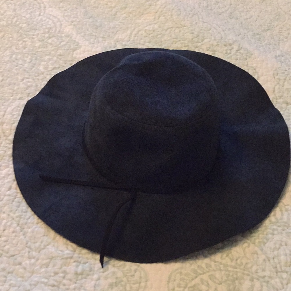 Black hat
